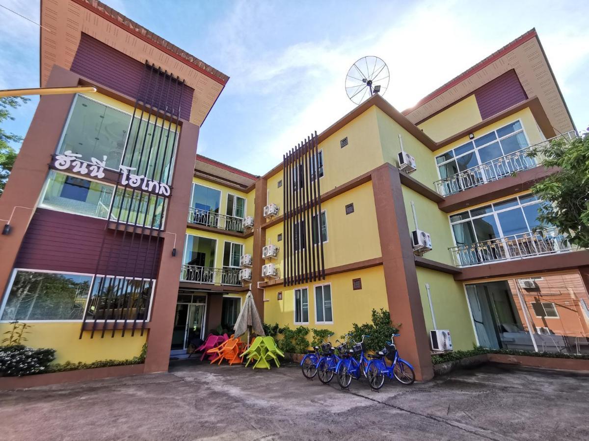 Honey Hotel Chiang Saen Extérieur photo